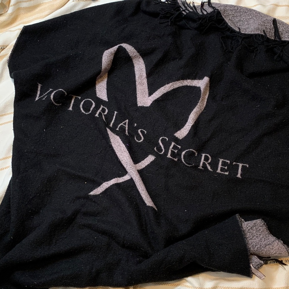 Victoria’s Secret Fringed Throw Blanket